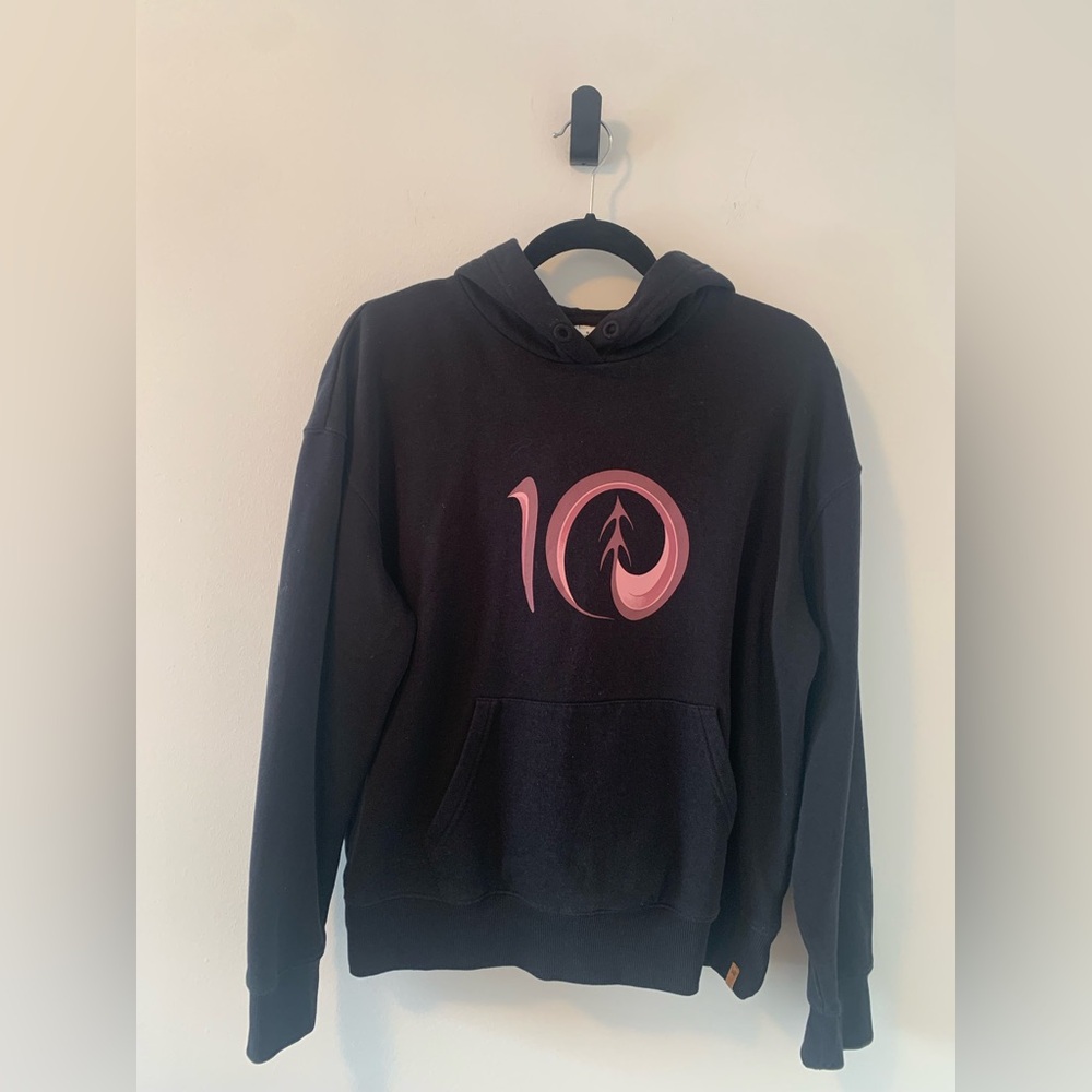Tentree Artist Series Logo Womens Black Hoodie with Pink/Purple Graphic Sz S
